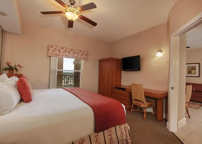 Beautiful Condo Near Disney World
